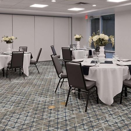 Hilton Garden Inn Birmingham Se/Liberty Park Exterior photo