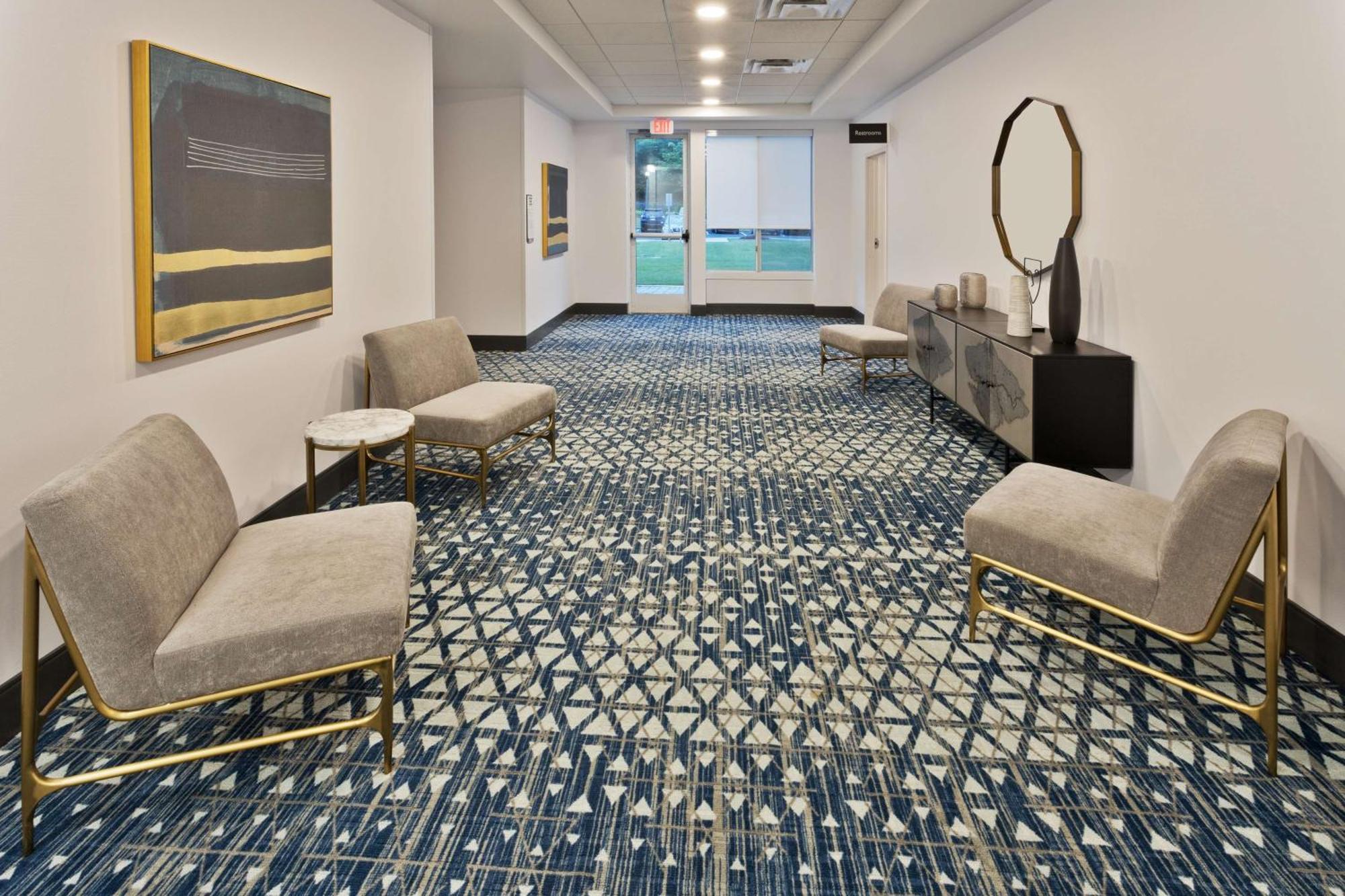 Hilton Garden Inn Birmingham Se/Liberty Park Exterior photo