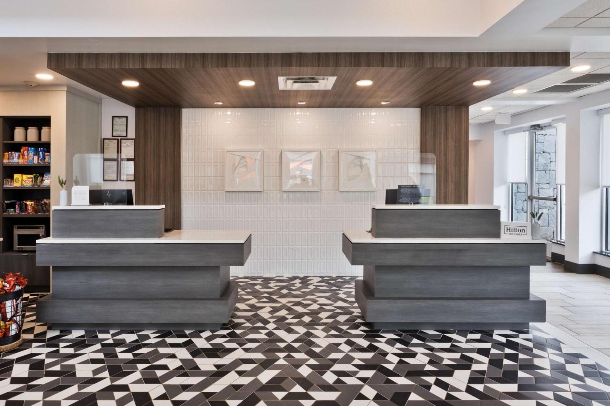 Hilton Garden Inn Birmingham Se/Liberty Park Exterior photo
